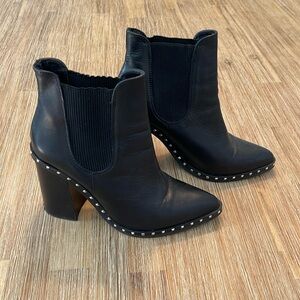 Charles David Studded Booties sz 9